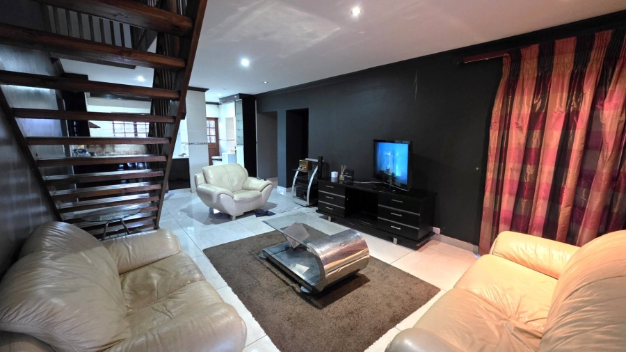3 Bedroom Property for Sale in Meerhof North West
